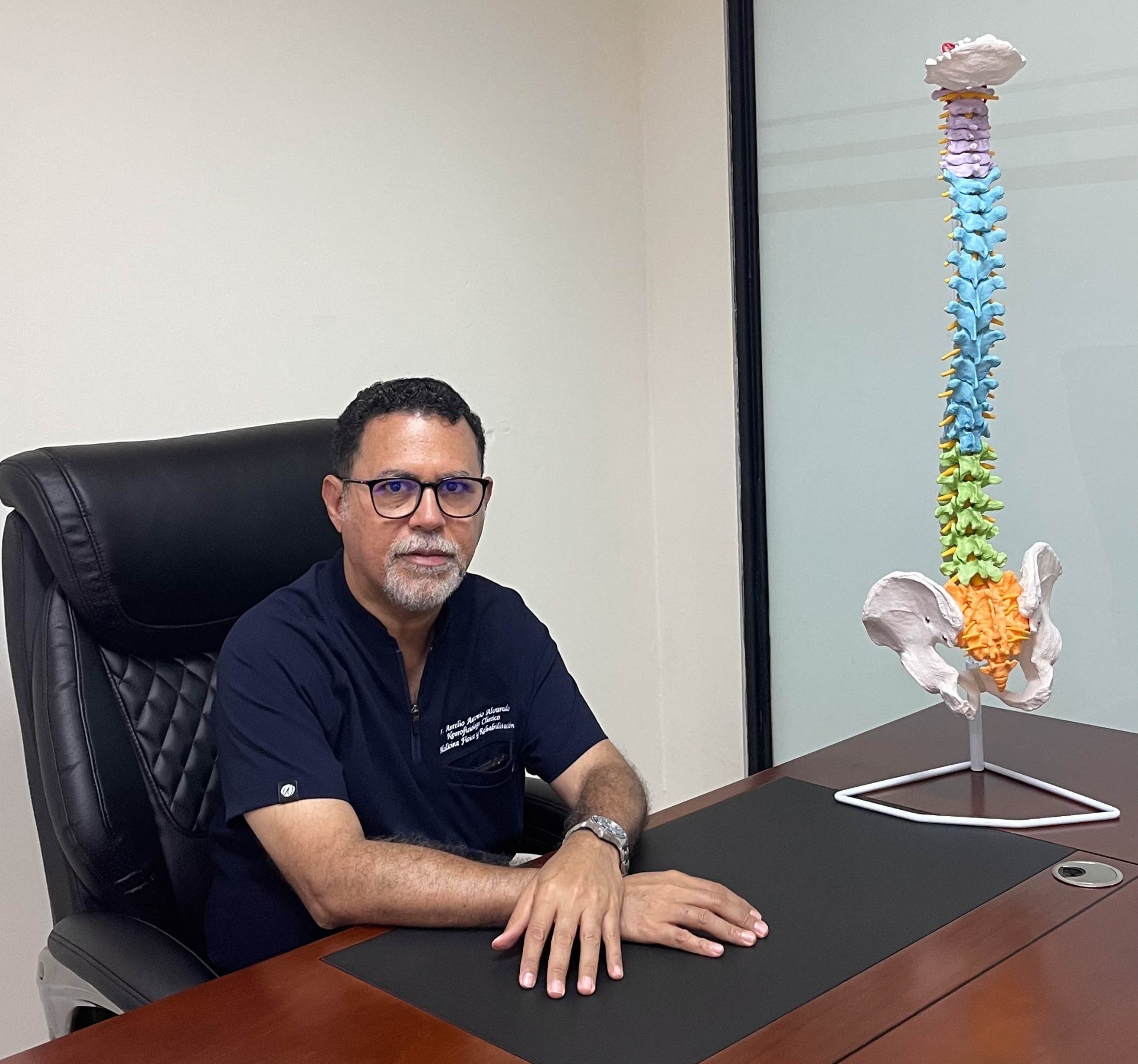 Dr. Aurelio Alvarado