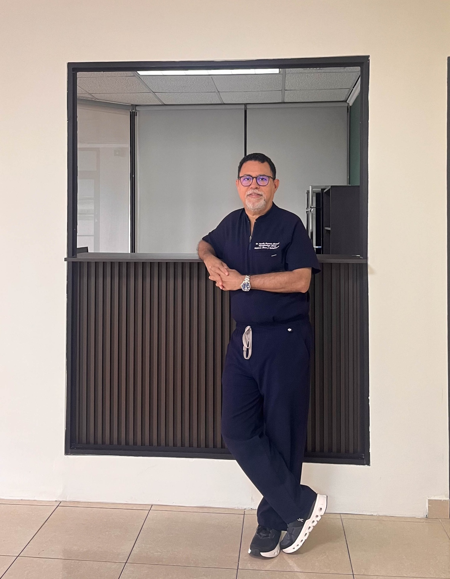 Equipo de Nervia con el Dr. Aurelio Alvarado